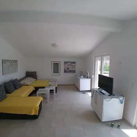 Appartement Slani Vir, Miljkovica Vir