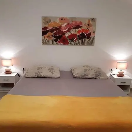 Appartement Slani Vir, Miljkovica